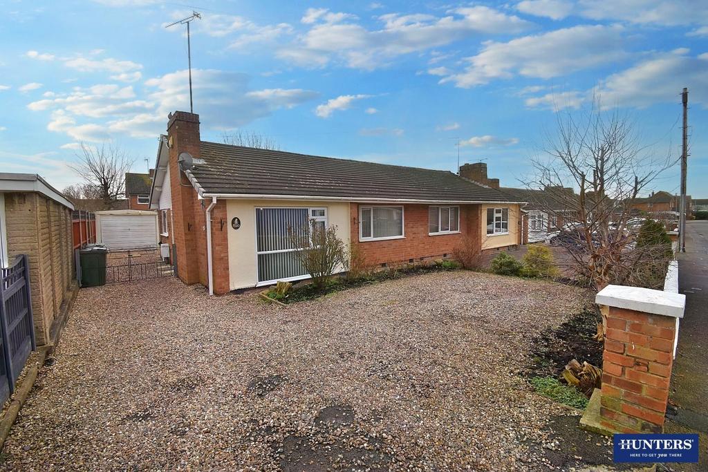 Kent Crescent, Wigston 2 bed semidetached bungalow for sale £230,000