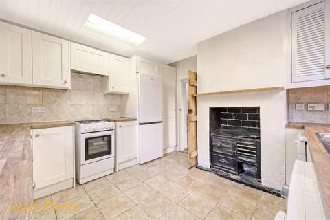 3 bedroom end of terrace house to rent - West Street, Hertford SG13