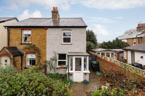34 Bramble Walk, Epsom, KT18 7TB