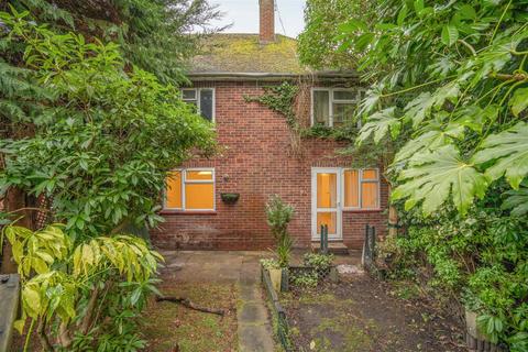 17 Carroll Crescent, Ascot, SL5 9EJ
