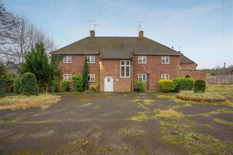 17 Carroll Crescent, Ascot, SL5 9EJ
