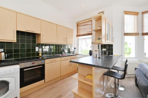 2 bedroom flat for sale, Harvist Road, London, NW6