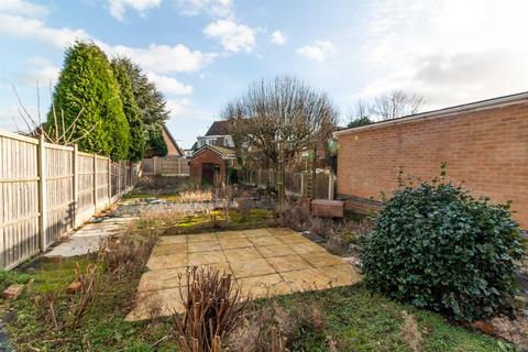225 Cinderhill Road, Nottingham, NG6 8SE
