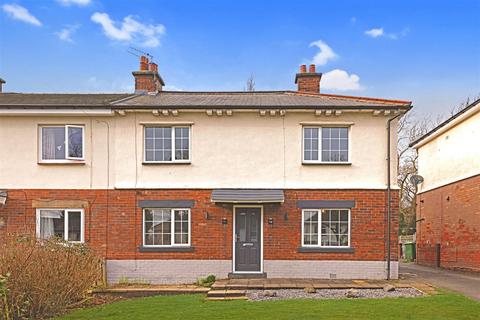 3 bedroom semi-detached house for sale, Stanhope Drive, Leeds LS18