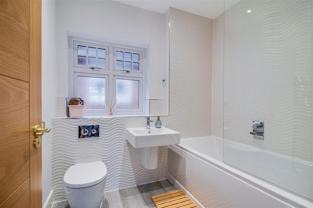 Bathroom/w.c.