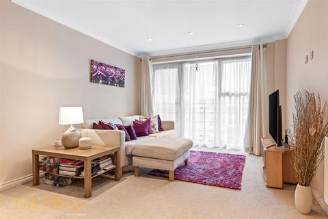 2 bedroom apartment for sale, Fusion Court, Ware SG12