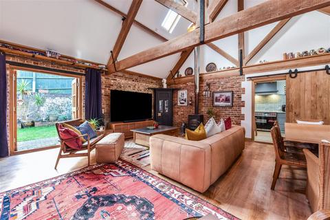 3 bedroom barn conversion for sale - Houghton, Arundel
