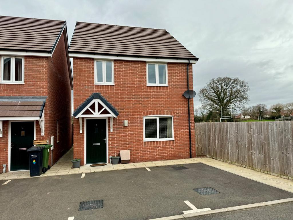 Octavia Place, Kingstone, Hereford, HR2 3 bed detached house for sale