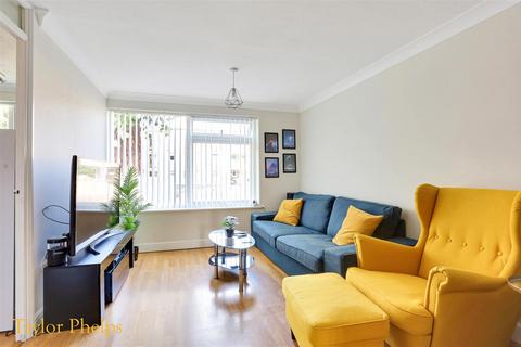 2 bedroom apartment for sale, Brunswick Court, Hoddesdon EN11