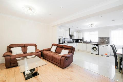 4 bedroom semi-detached house for sale, Westward Road, Chingford