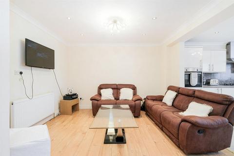 4 bedroom semi-detached house for sale, Westward Road, Chingford