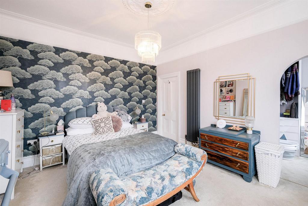 144 Wanstead Park Avenue-8 resized.jpg