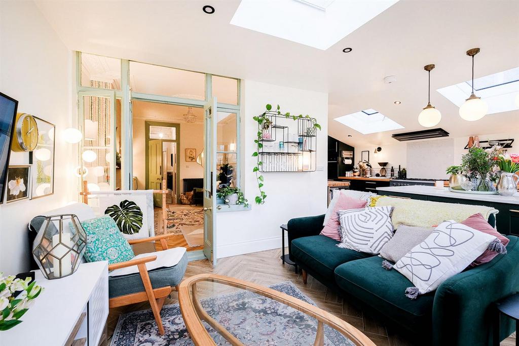144 Wanstead Park Avenue-20 resized.jpg