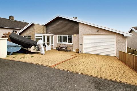 3 bedroom detached bungalow for sale, Parc Y Plas, Aberporth, Cardigan