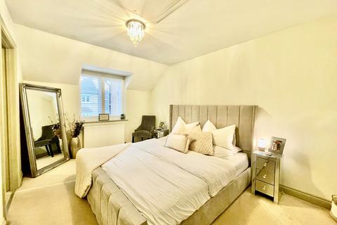 16 Hayes Road, Deanshanger, Milton Keynes, MK19 6HW