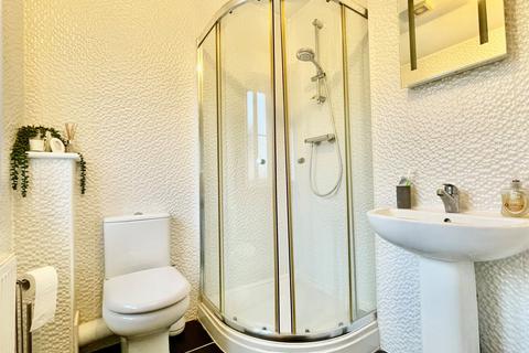 16 Hayes Road, Deanshanger, Milton Keynes, MK19 6HW