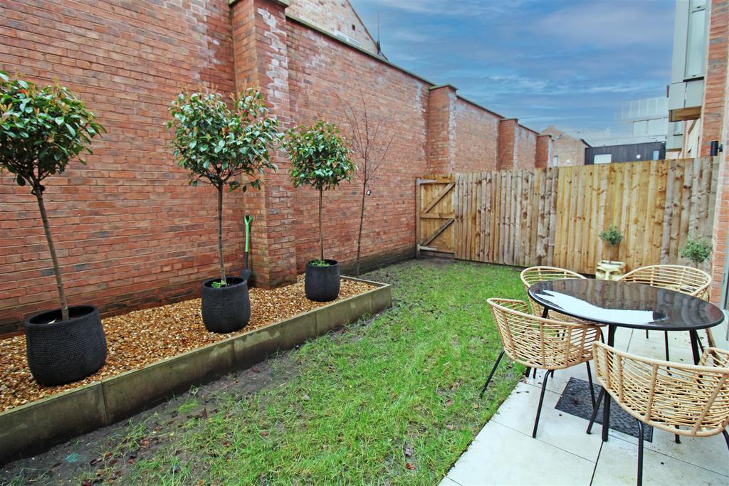 Private Garden