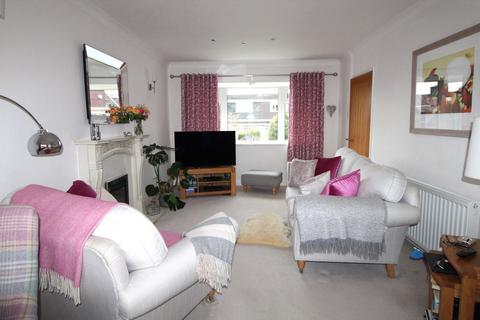 6 Larch Close, Oakworth, Keighley, BD22 7JU