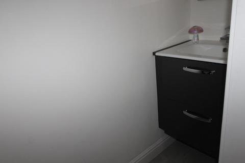 6 Larch Close, Oakworth, Keighley, BD22 7JU