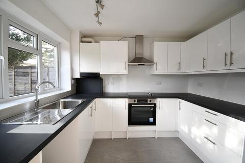 3 bedroom semi-detached house for sale, Lunedale Close, Kempston, Bedford, MK42
