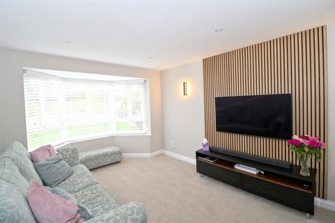 4 bedroom detached house for sale, Katherine Way, Seaford