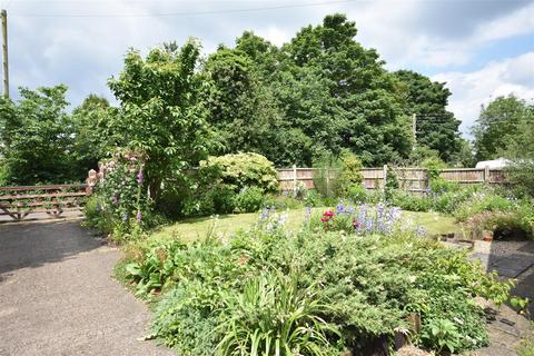 3 bedroom cottage for sale, Ferry Lane, Carlton-On-Trent, Newark