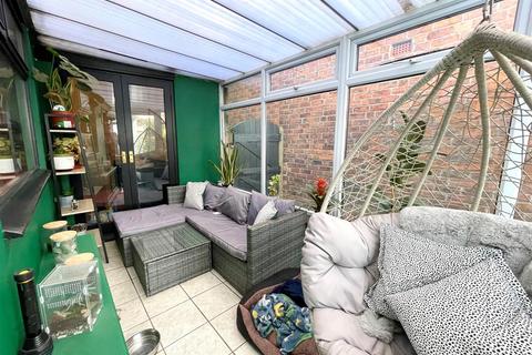 75 Bradwall Road, Sandbach, CW11 1GN