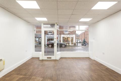 Retail property (high street) to rent - 64 Gowthorpe Selby