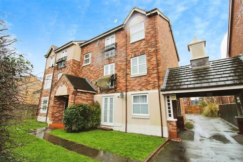 2 bedroom apartment for sale - Mallyan Close, Hull