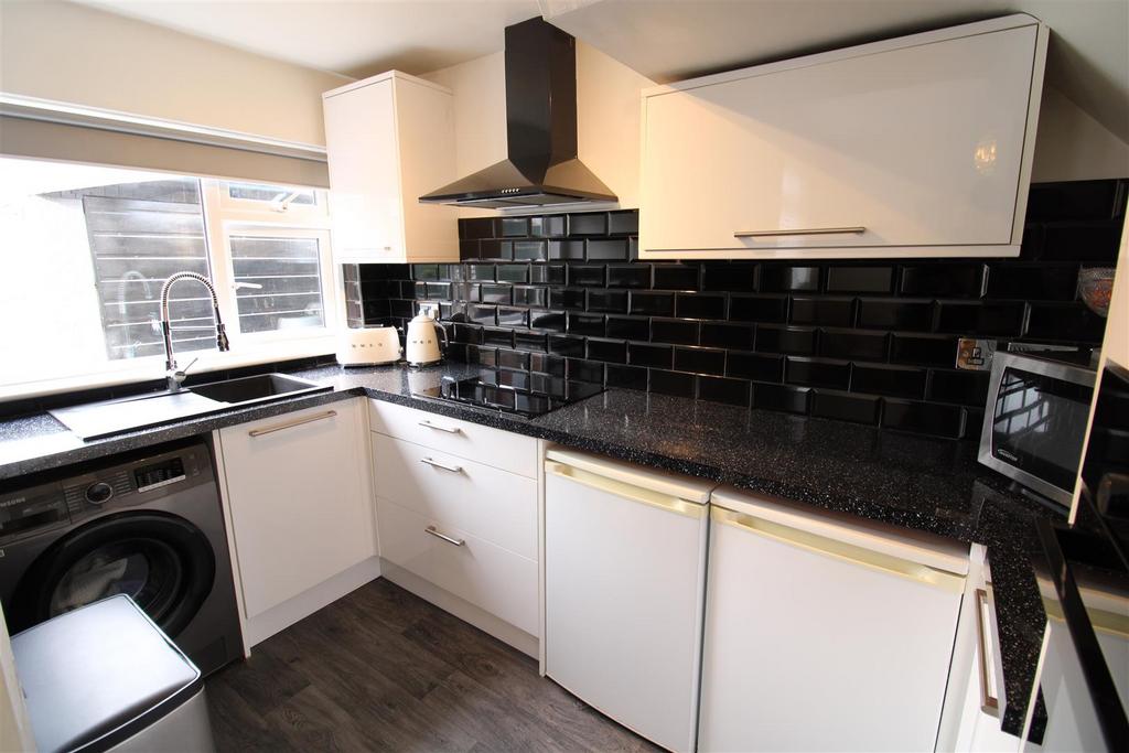 Leyburn Road, Darlington 3 bed semidetached house for sale £160,000