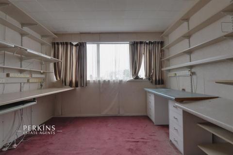 2 bedroom duplex for sale, Ealing, W5