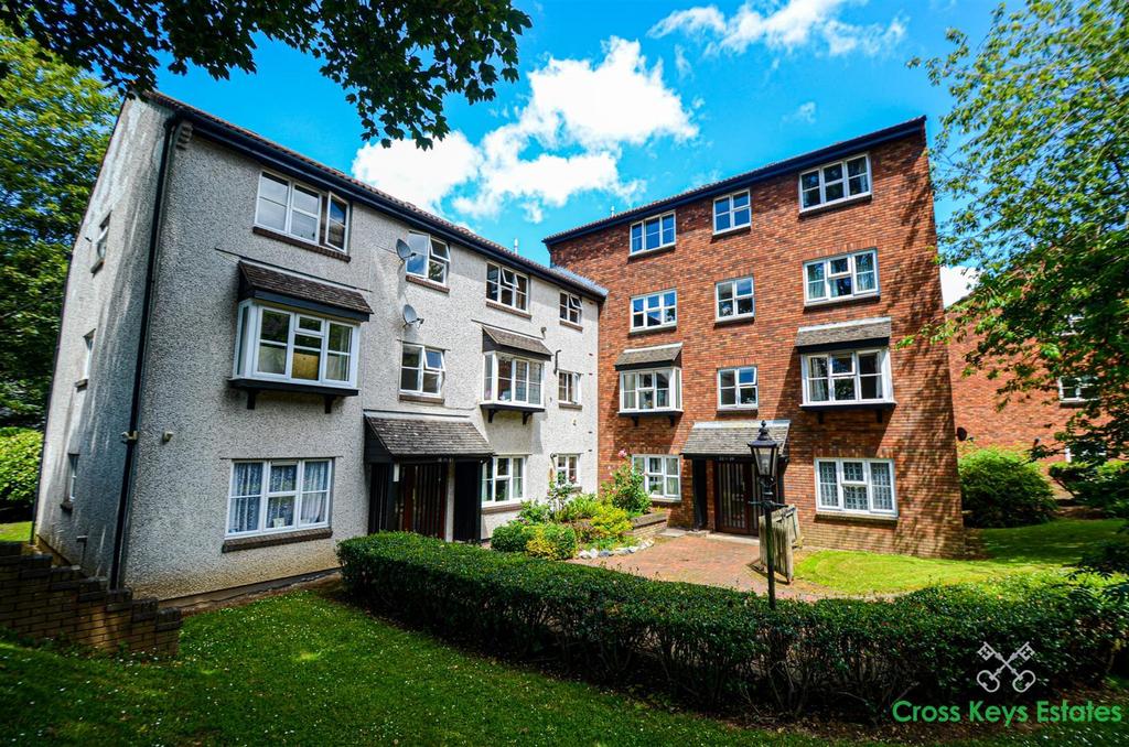 Portland Court, Plymouth PL1 1 bed apartment for sale £90,000