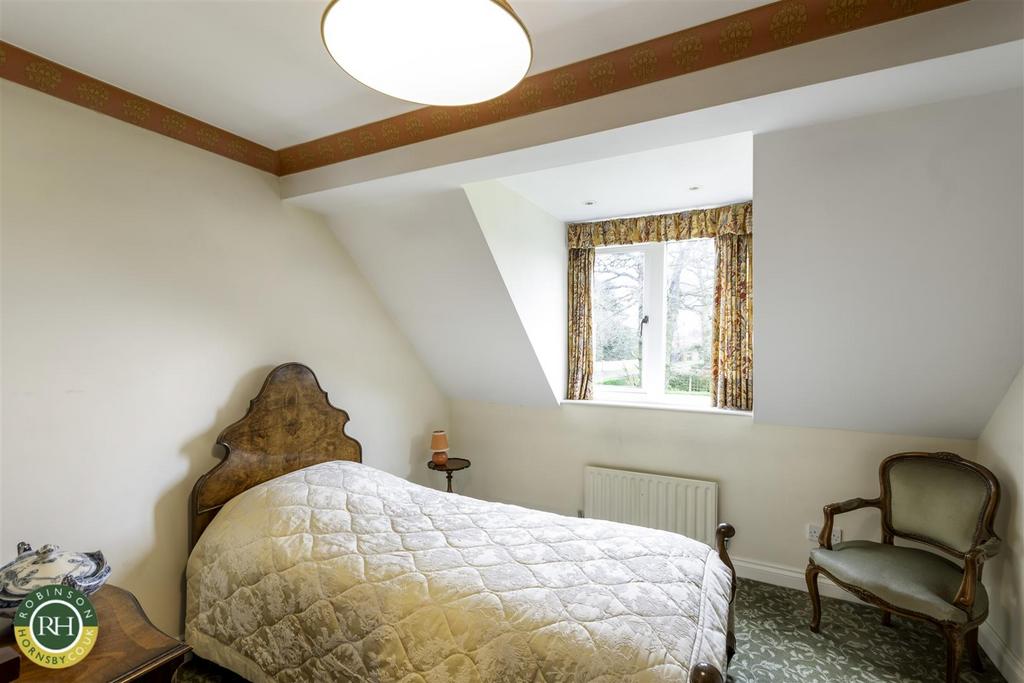 Bedroom.jpg