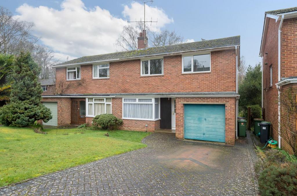 Ashdown Close, Hiltingbury... 3 bed semidetached house for sale £395,000
