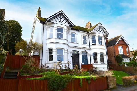 4 bedroom semi-detached house for sale - Aldenham Road, Radlett