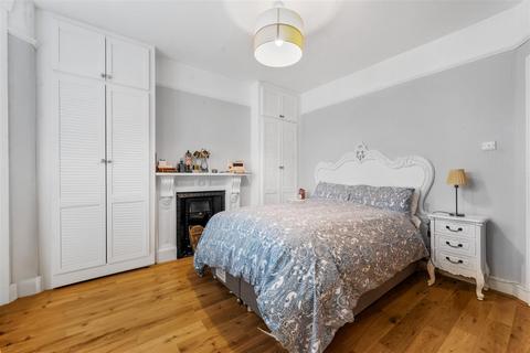 3 bedroom maisonette for sale, Albert Road, London