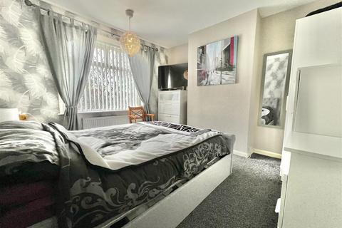272 Beacon Road, Wibsey, Bradford, BD6 3DU