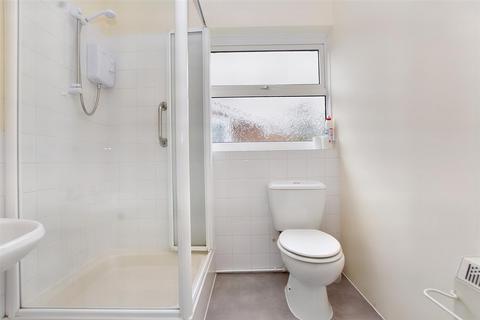42 Fern Close, Eastbourne, BN23 8AQ