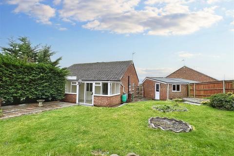 42 Fern Close, Eastbourne, BN23 8AQ
