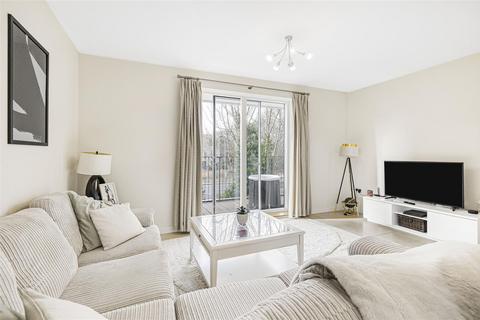 5 Seekings Close, Trumpington, Cambridge, CB2 9DJ