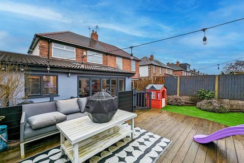 3 bedroom semi-detached house for sale, Brookfield Street, Leigh