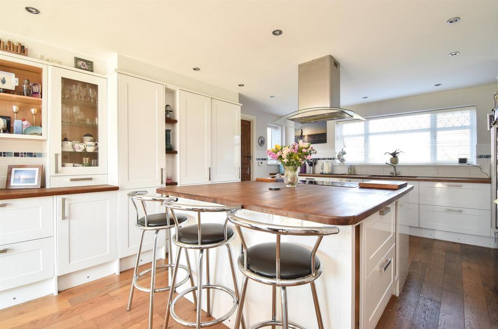Kitchen and dining space