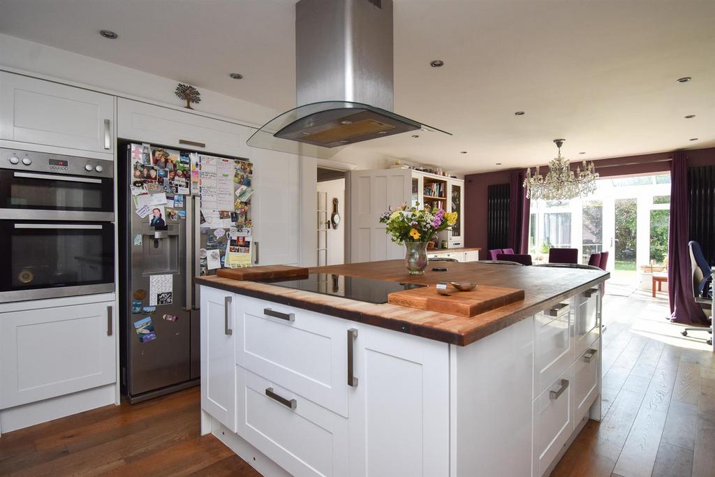 Kitchen and dining space