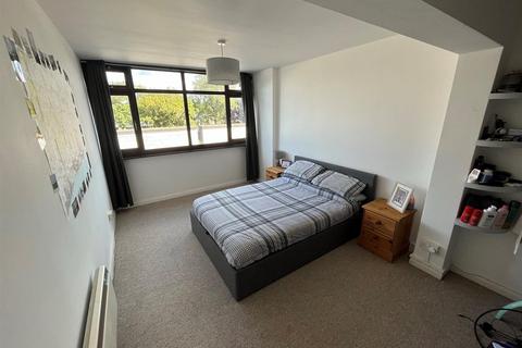 2 bedroom apartment for sale - The Street, Rustington BN16