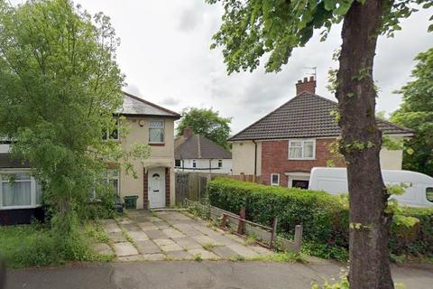 3 bedroom semi-detached house to rent, Addenbrooke Road, Smethwick B67