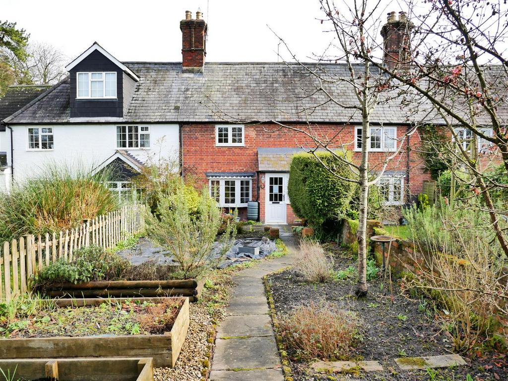 Cannings 2 bed terraced house for sale £385,000