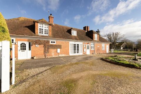 3 bedroom semi-detached house for sale - Races Farm, Aston Street, Aston Tirrold
