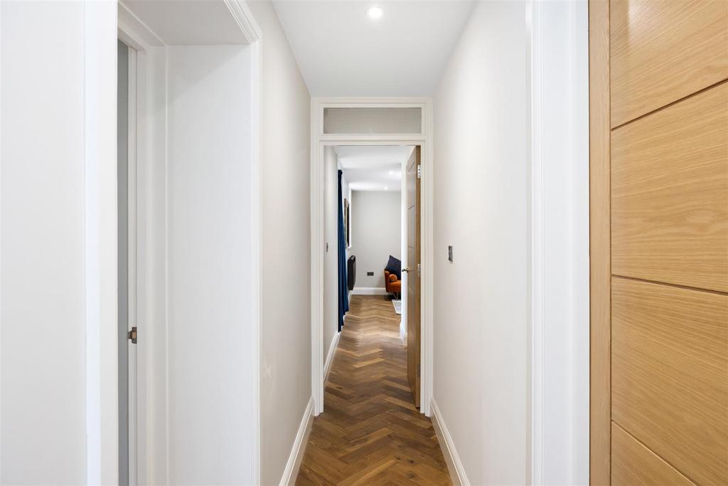 Heene Road, 13b 028.jpg