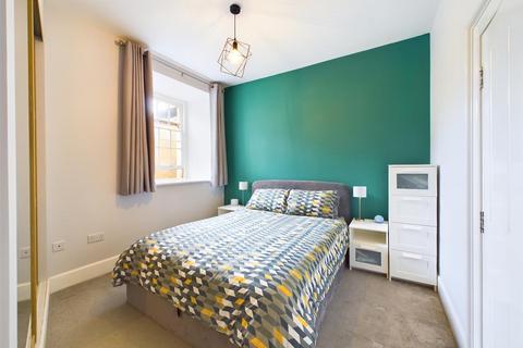 24 The Crescent, Gloucester, GL1 3LF