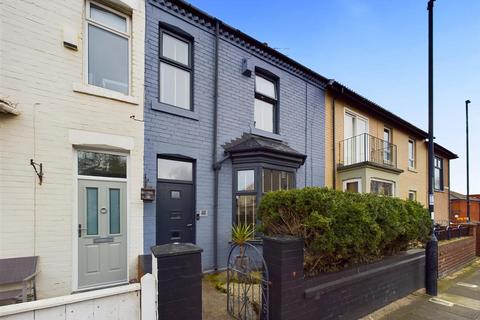 3 bedroom terraced house for sale, Trewitt Road, Whitley Bay